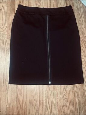 Tribal Black Pencil Knee Length Skirt with Center Zipper Size 10